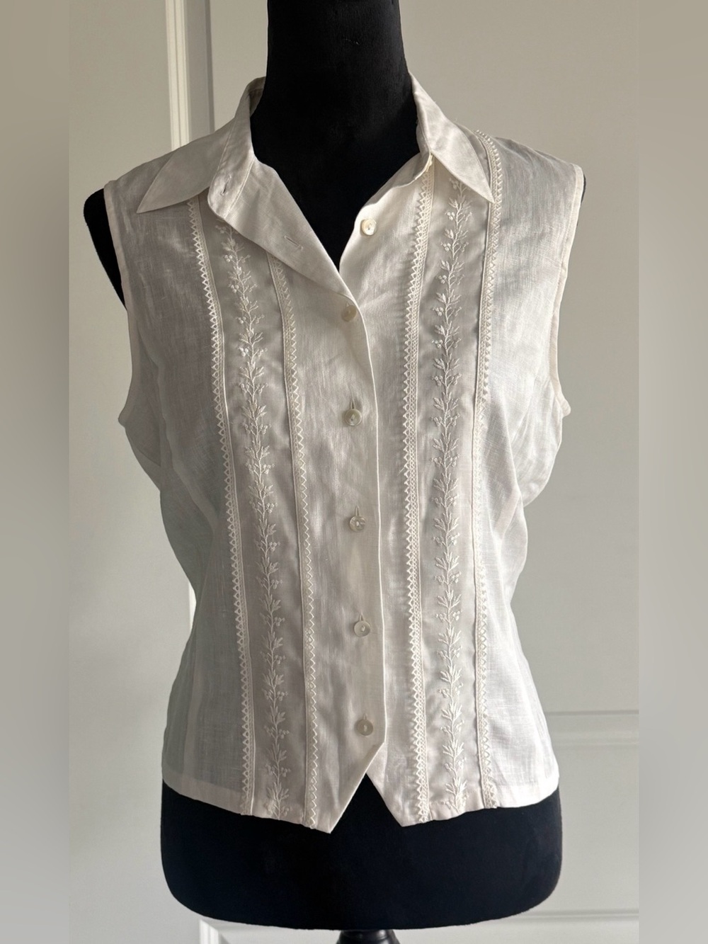 Sleeveless Embroidered Button-Front White Linen Top by Ann Taylor.
